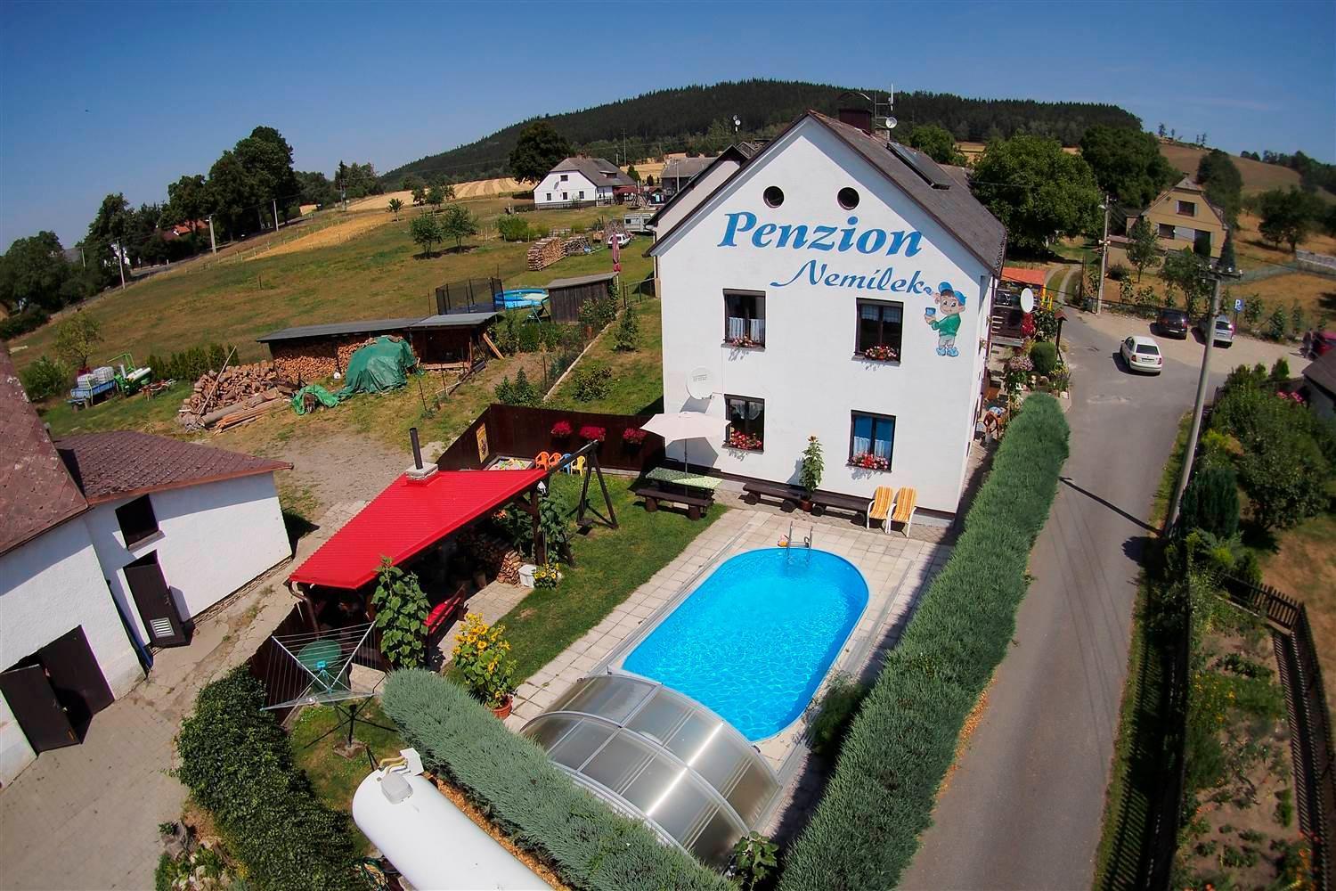 Penzion Nemílek Kolinec Exterior foto